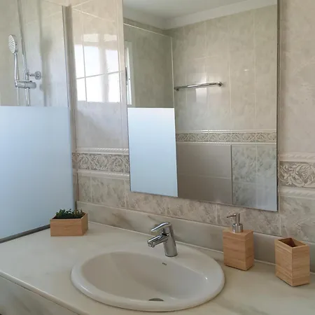 Sunset La Quinta Apartment *